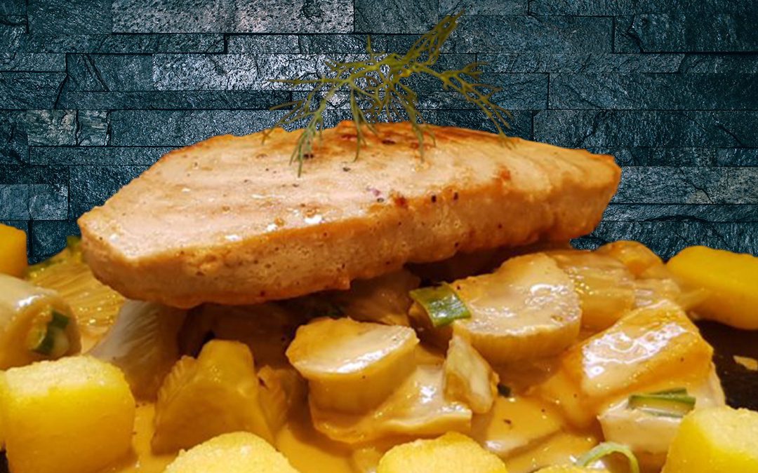 Thunfisch auf Rahmfenchel- Paprikagemüse mit Kartoffelwürfel